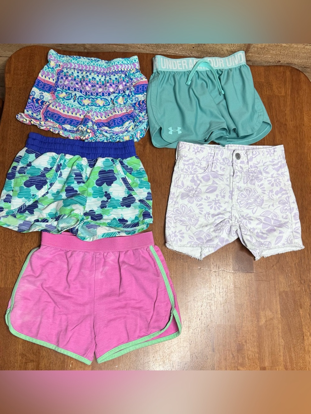 Under armor Girls' Athletic Shorts - Kids Bottoms lot